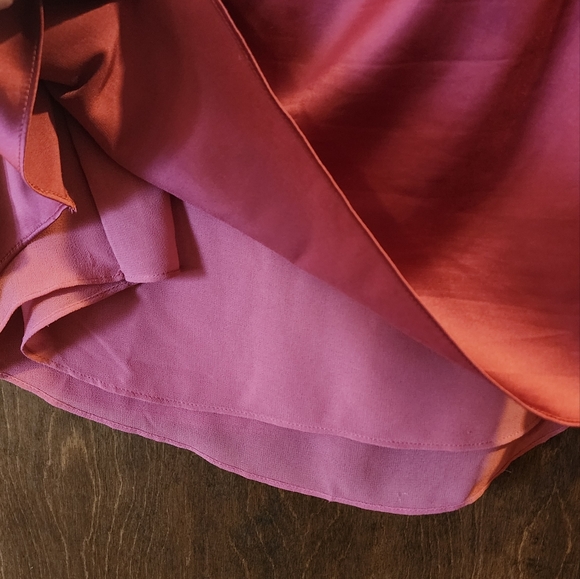 WHBM Blouse Sz 12 Wine color - Picture 5 of 6